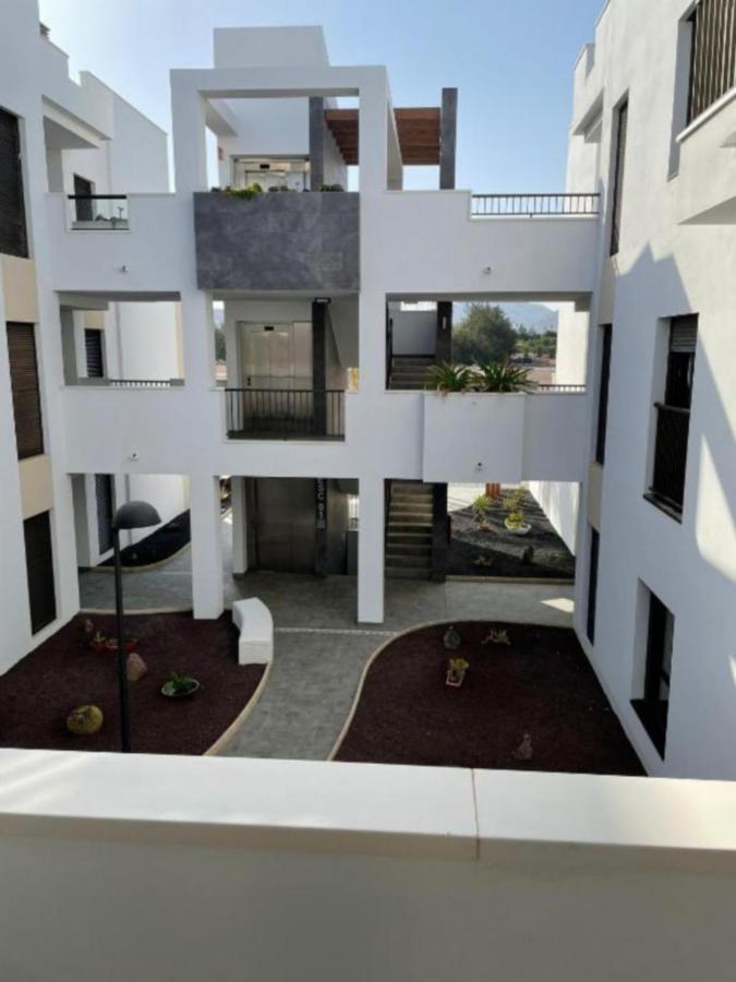 Green View Luxury Appartment In New Complex Pueblo Majorero Next To Golf Course 5 Min Walk From The Beach And Atlantico Shopping Centre In Caleta De Fuste Next To Cassino And Elba Sara Hotel 2 Bedrooms 2 Bathrooms Huge Terace! Exteriér fotografie